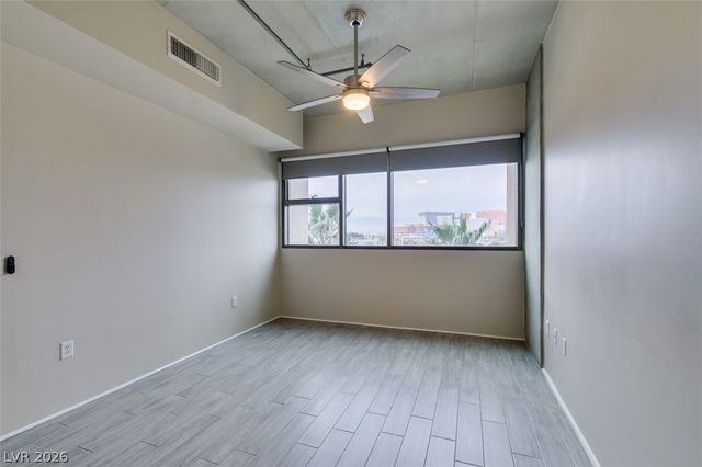 353 East Bonneville Avenue 521, Las Vegas, NV 89101