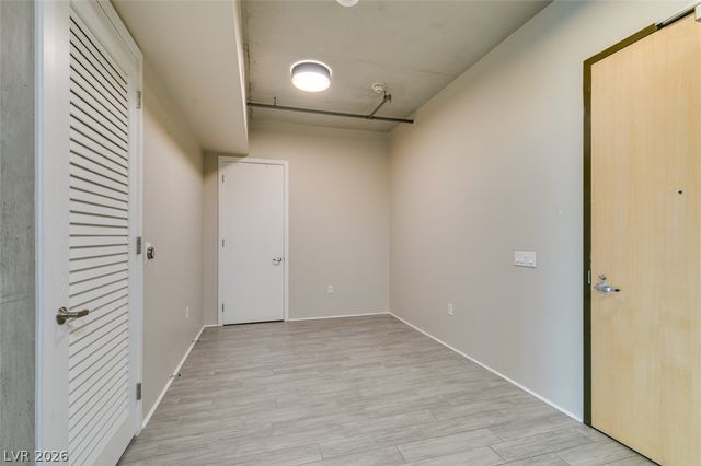 353 East Bonneville Avenue 521, Las Vegas, NV 89101