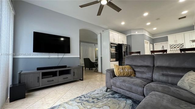 4837 NW 20th Pl, Coconut Creek, FL 33063