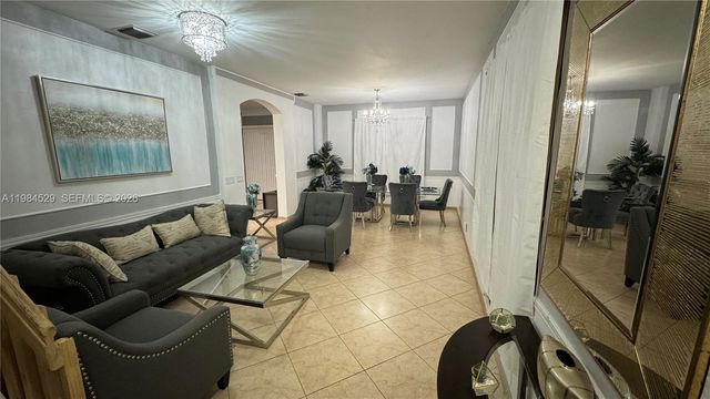 4837 NW 20th Pl, Coconut Creek, FL 33063