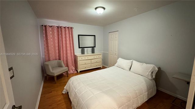 4837 NW 20th Pl, Coconut Creek, FL 33063