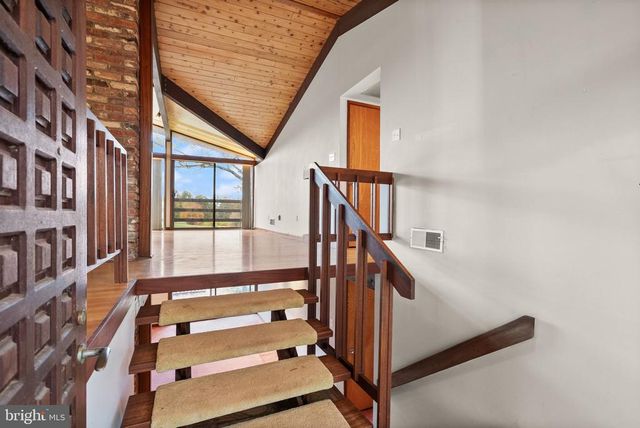 7099 GLEN CURTISS LN, Warrenton, VA 20187