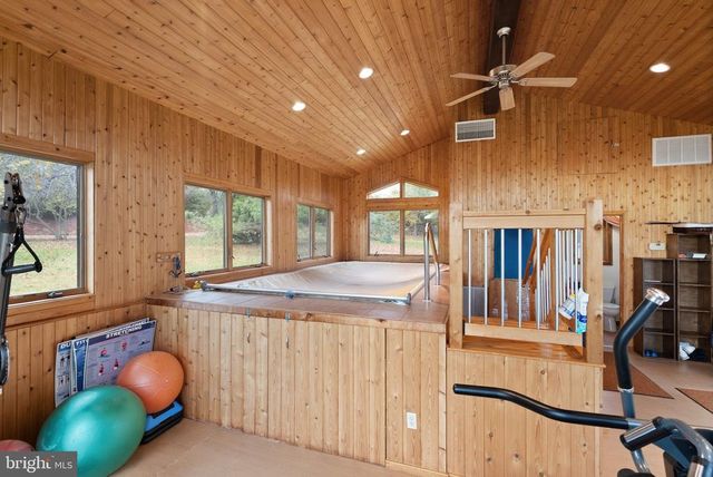 7099 GLEN CURTISS LN, Warrenton, VA 20187