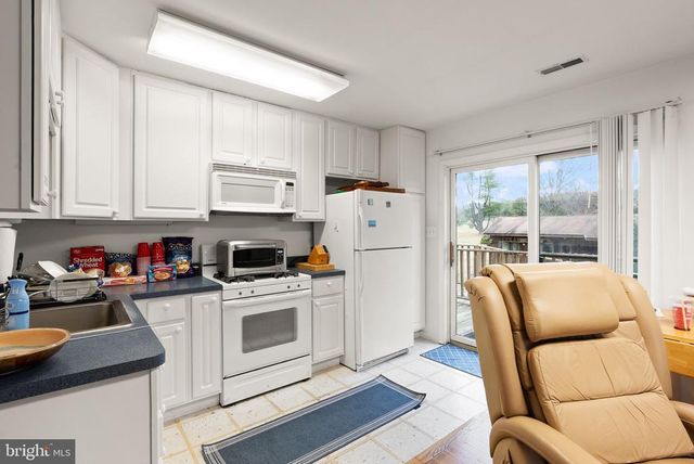 7099 GLEN CURTISS LN, Warrenton, VA 20187