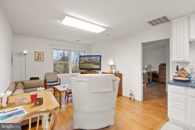 7099 GLEN CURTISS LN, Warrenton, VA 20187