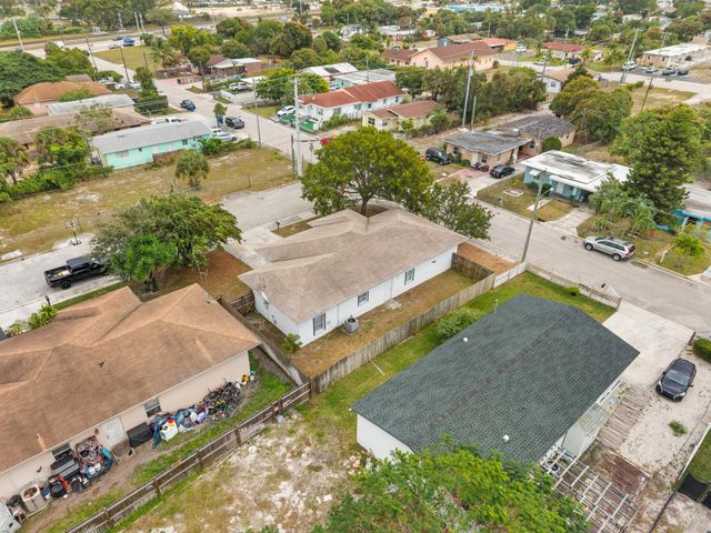 3011 Avenue M, Riviera Beach, FL 33404