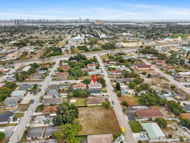3011 Avenue M, Riviera Beach, FL 33404