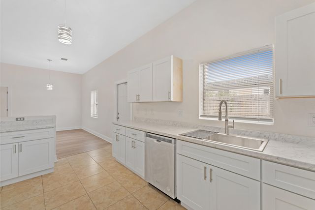 3011 Avenue M, Riviera Beach, FL 33404