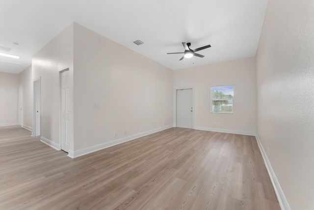 3011 Avenue M, Riviera Beach, FL 33404