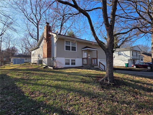 13420 Belmeade Avenue, Grandview, MO 64030