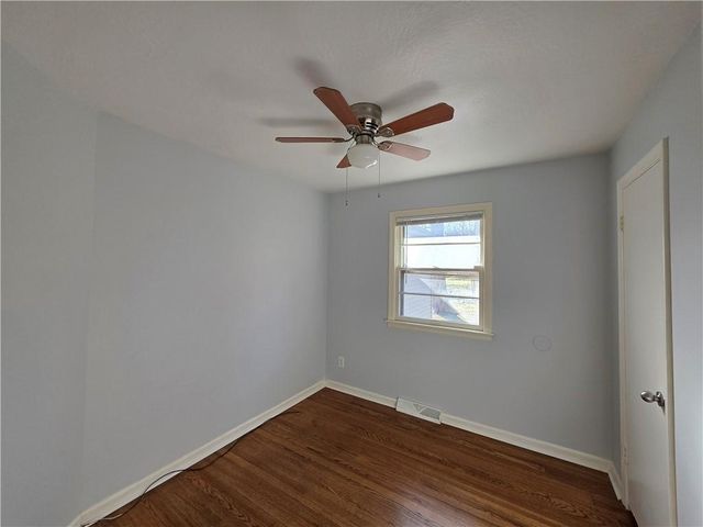 13420 Belmeade Avenue, Grandview, MO 64030