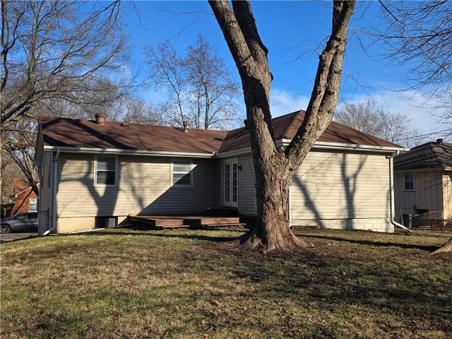 13420 Belmeade Avenue, Grandview, MO 64030