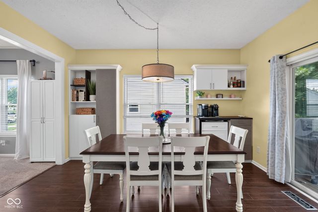 10504 Aspen Drive, Fishers, IN 46037