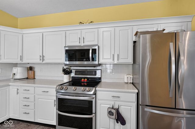 10504 Aspen Drive, Fishers, IN 46037
