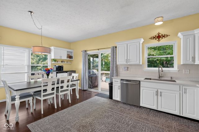 10504 Aspen Drive, Fishers, IN 46037