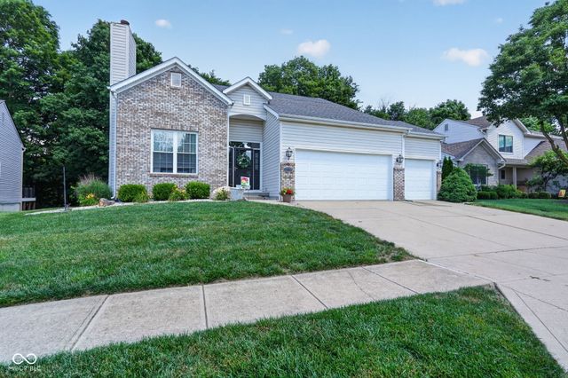 10504 Aspen Drive, Fishers, IN 46037