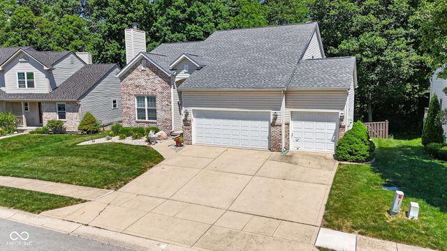 10504 Aspen Drive, Fishers, IN 46037