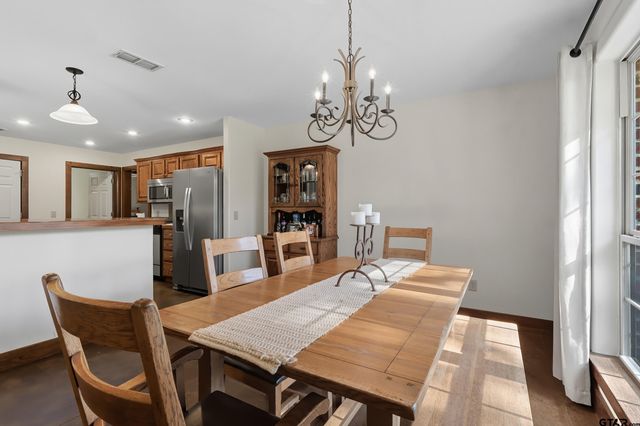 404 CR 4220, Mt Pleasant, TX 75455