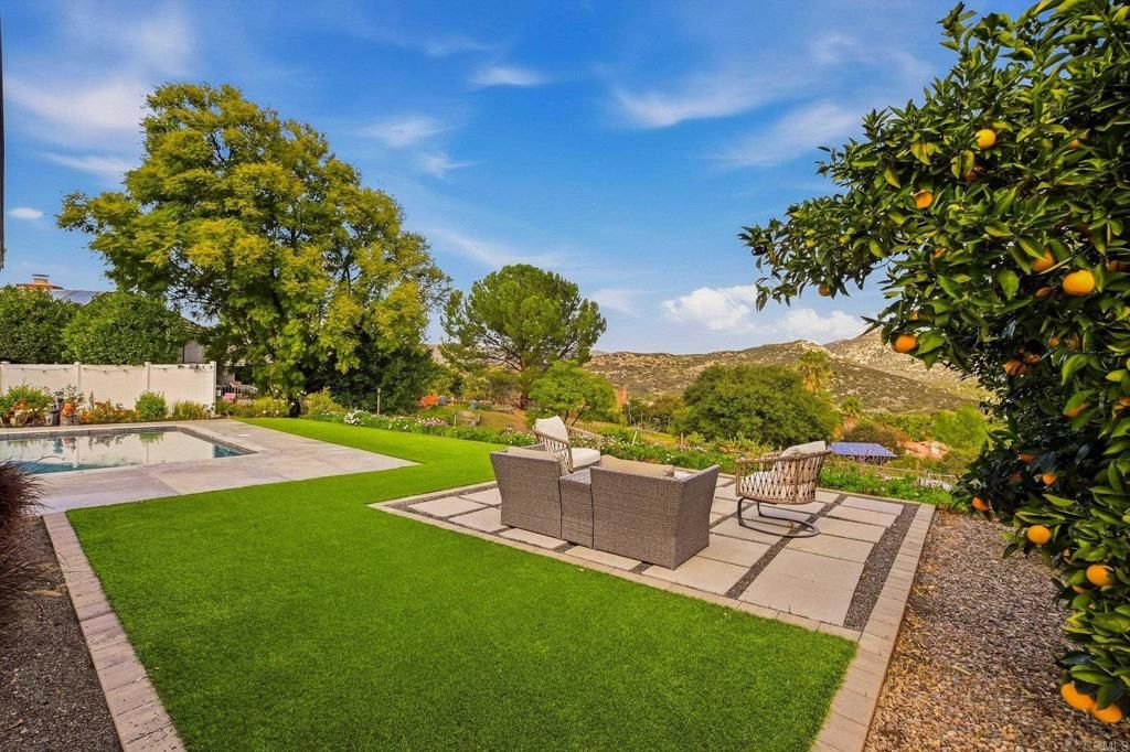 Image 20 of property listing at 15647 Calistoga Drive, Ramona, CA 92065