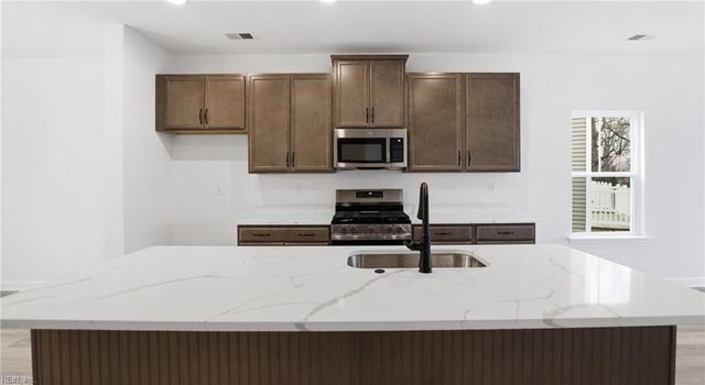 1005 Serene Rd Unit 103, Suffolk, VA 23435
