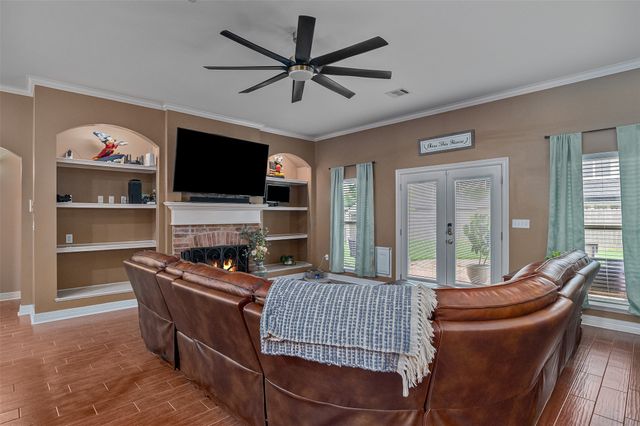 2324 Tallgrass Circle, Bossier City, LA 71111
