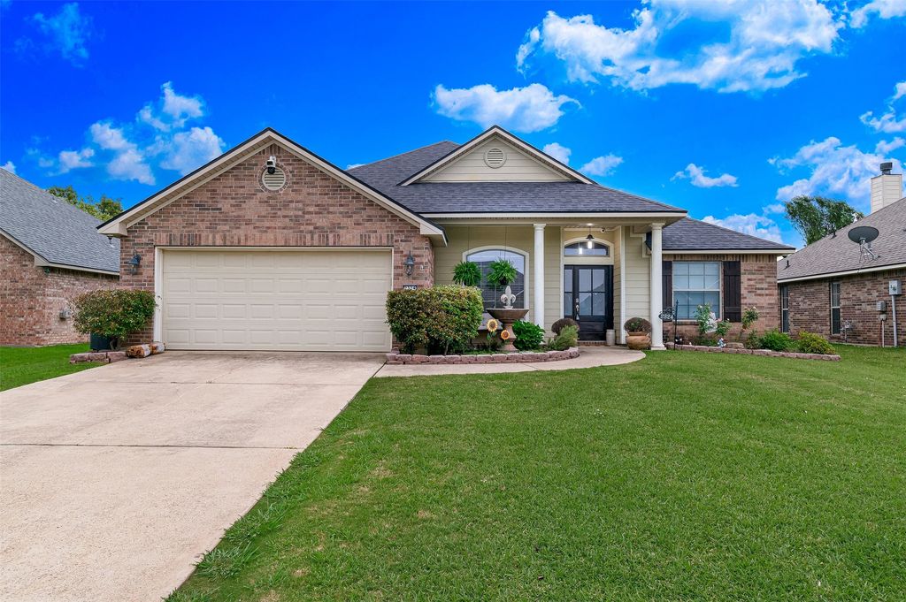 2324 Tallgrass Circle, Bossier City, LA 71111