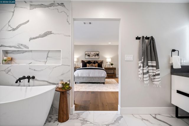 230 Royal Palm Place, Danville, CA 94526