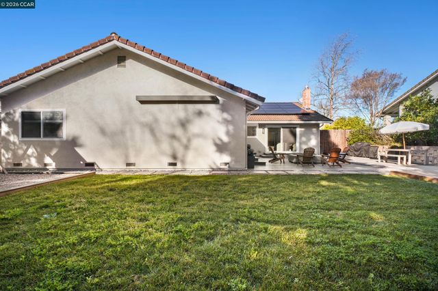 230 Royal Palm Place, Danville, CA 94526