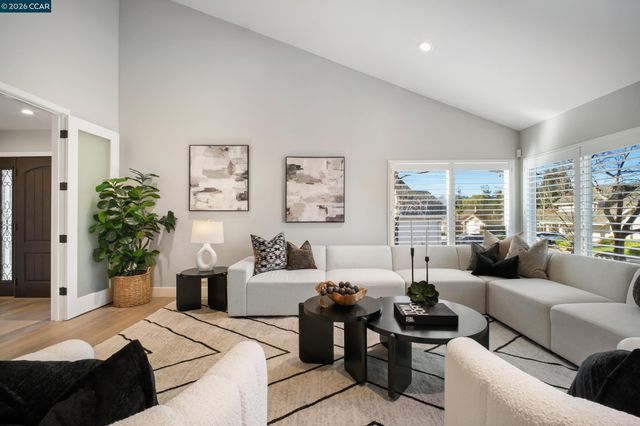 230 Royal Palm Place, Danville, CA 94526