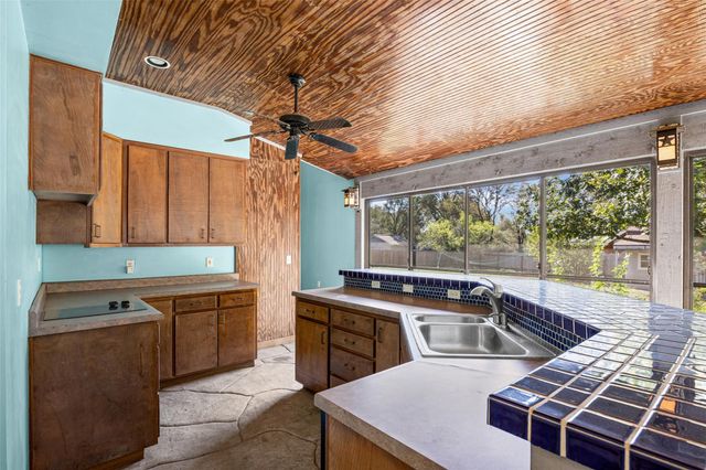 3501 Black Mesa HOLW, Austin, TX 78739