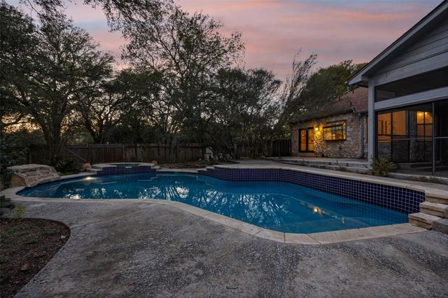 3501 Black Mesa HOLW, Austin, TX 78739