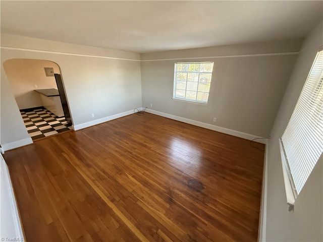 711 W First Street B, Winston-salem, NC 27101