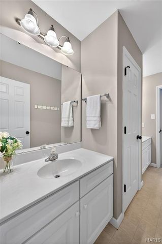 7816 Wind Hill Drive, O'fallon, MO 63368