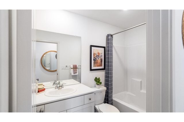 16675 Grey Pine St, La Pine, OR 97739