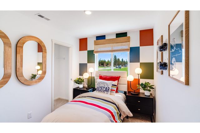 16675 Grey Pine St, La Pine, OR 97739