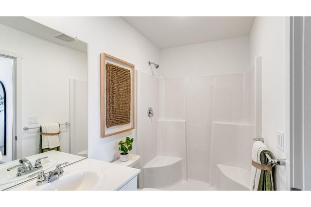 16675 Grey Pine St, La Pine, OR 97739