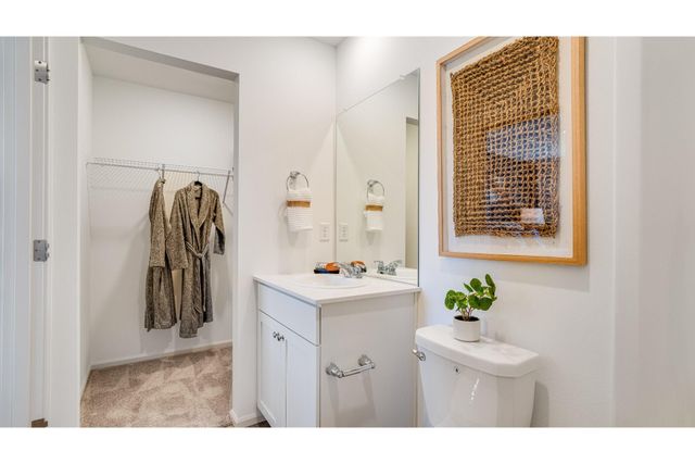 16675 Grey Pine St, La Pine, OR 97739