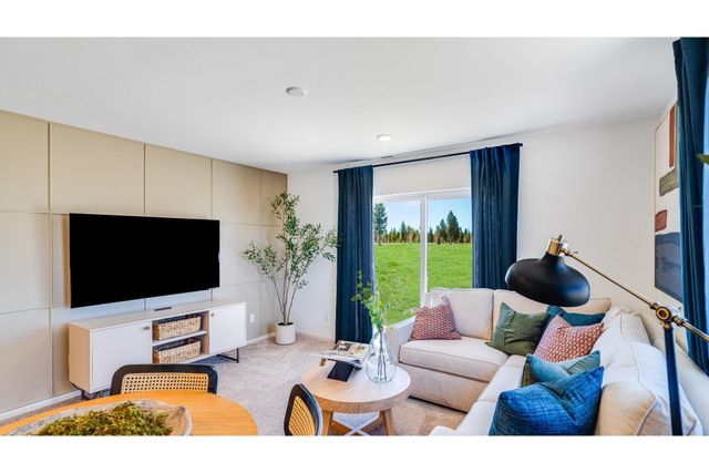 16675 Grey Pine St, La Pine, OR 97739