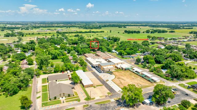 403 S Broadway Street, Collinsville, TX 76233