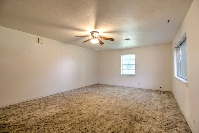 403 S Broadway Street, Collinsville, TX 76233