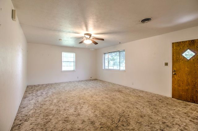 403 S Broadway Street, Collinsville, TX 76233