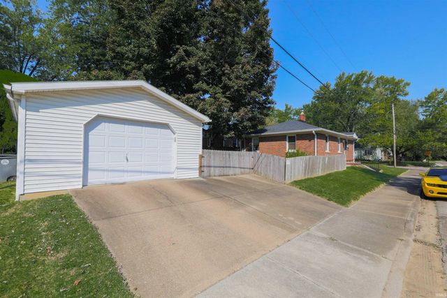 2121 E Virginia Street, Evansville, IN 47711