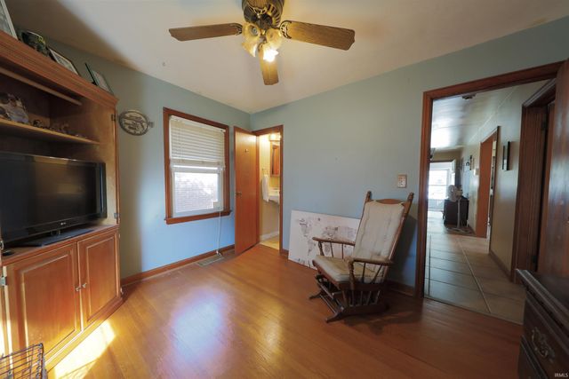 2121 E Virginia Street, Evansville, IN 47711