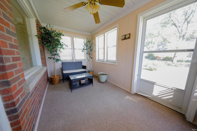 2121 E Virginia Street, Evansville, IN 47711
