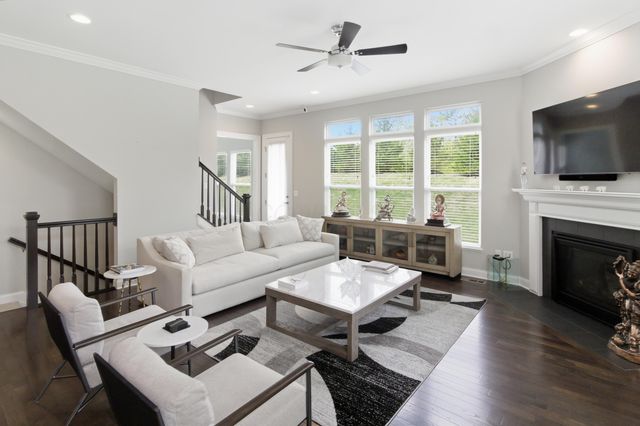 4527 Mcalister Park Drive, Westerville, OH 43082