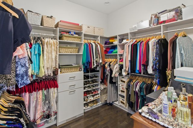 4527 Mcalister Park Drive, Westerville, OH 43082