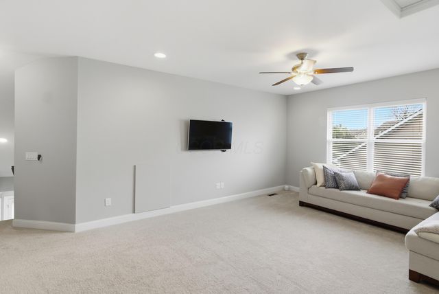 4527 Mcalister Park Drive, Westerville, OH 43082