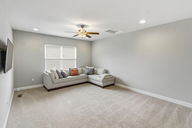 4527 Mcalister Park Drive, Westerville, OH 43082