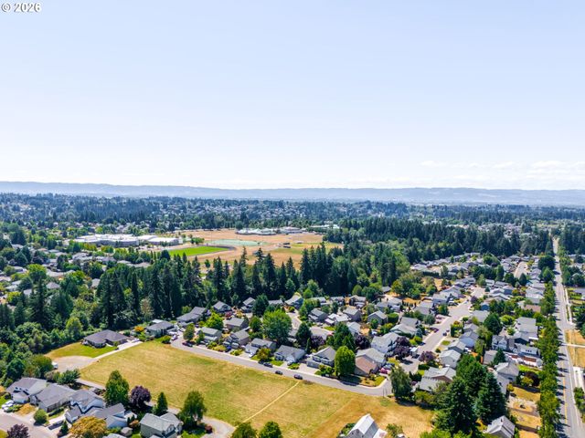 14700 Nw 9TH Pl, Vancouver, WA 98685