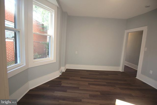 14 N OLDEN AVE N, Trenton, NJ 08609
